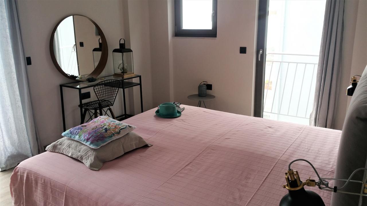 The Z Point Otel Parga Dış mekan fotoğraf